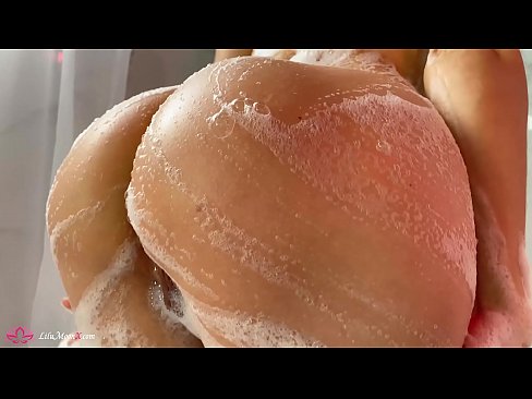 ❤️ Brunette sjálfsfróar kisu með titrara til að fá mikla fullnægingu í sturtu ️ Klám á is.hentaisea-com.ru ﹏